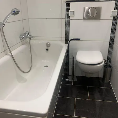 2 Room Apartament Messe Эссен Экстерьер фото