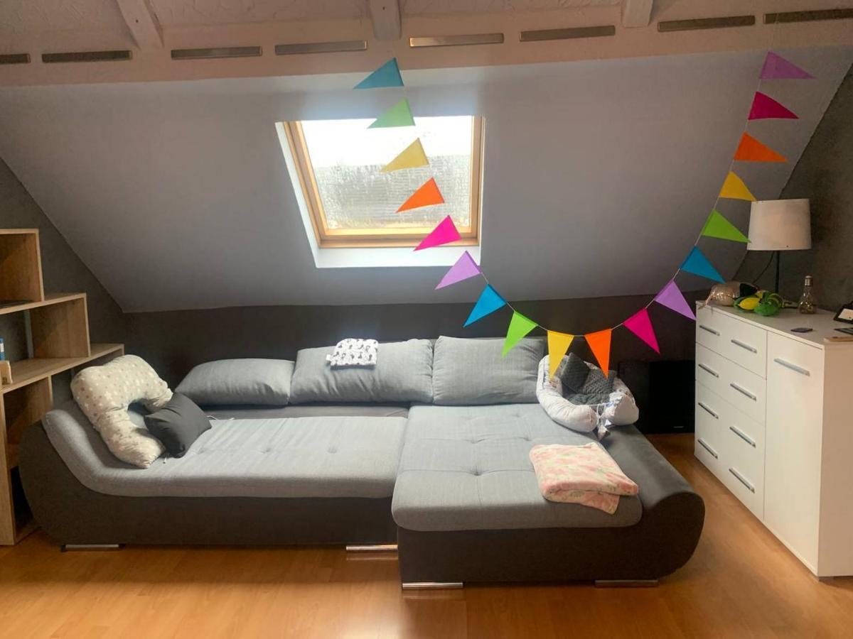 Apartment 2 Messe *